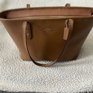 Coach Tote gently used Tan